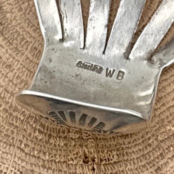 1990s WILBERT BENALLY Sterling Silver 6-Row Cuff Bracelet Carved Lapis Flower - Picture 4 of 5